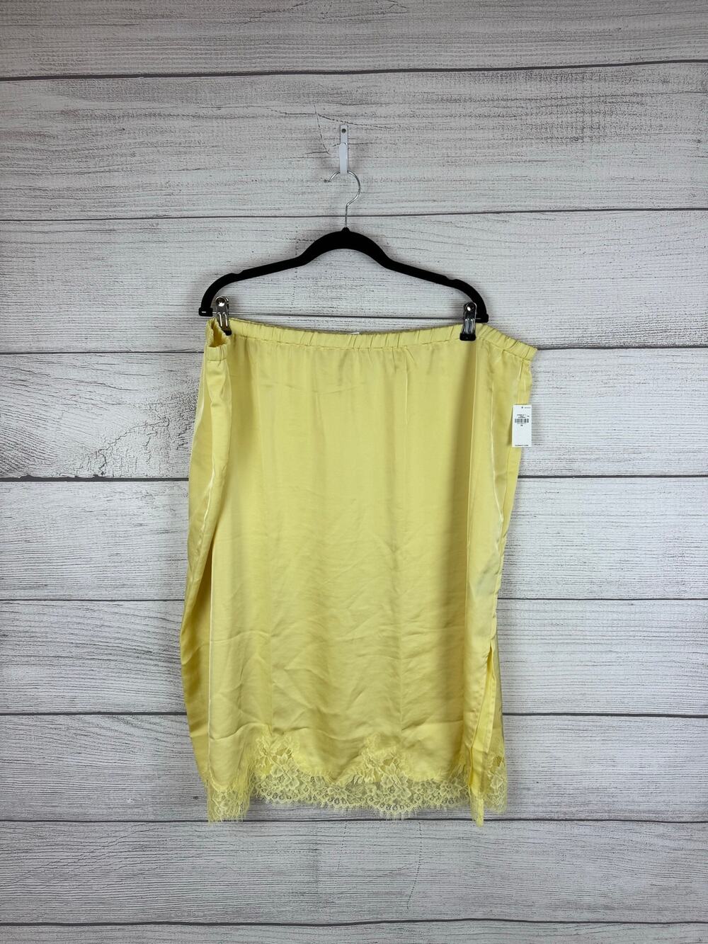 Old Navy Plus Size Yellow Lace Trim Midi Skirt Size 3X